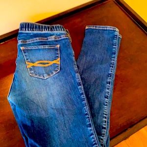 Abercrombie Kids mid rise pull on Jean legging size 15/16